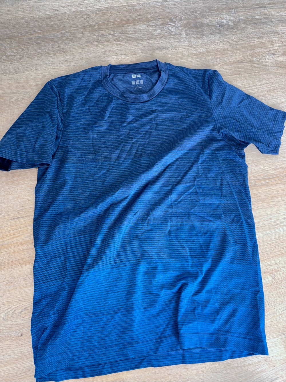 Uniqlo Navy Short-Sleeve Crew Neck Tee